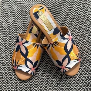 Chula Floral Open-Toed Mules - Yellow and Navy